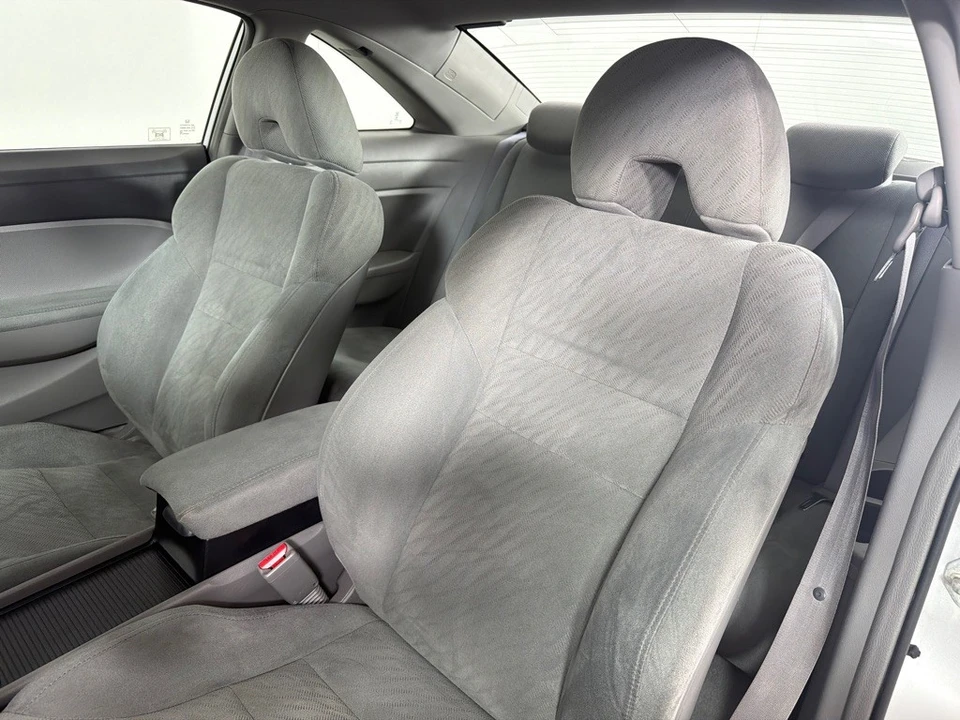 2010 Honda Civic 8th Gen - Image 13 of 23