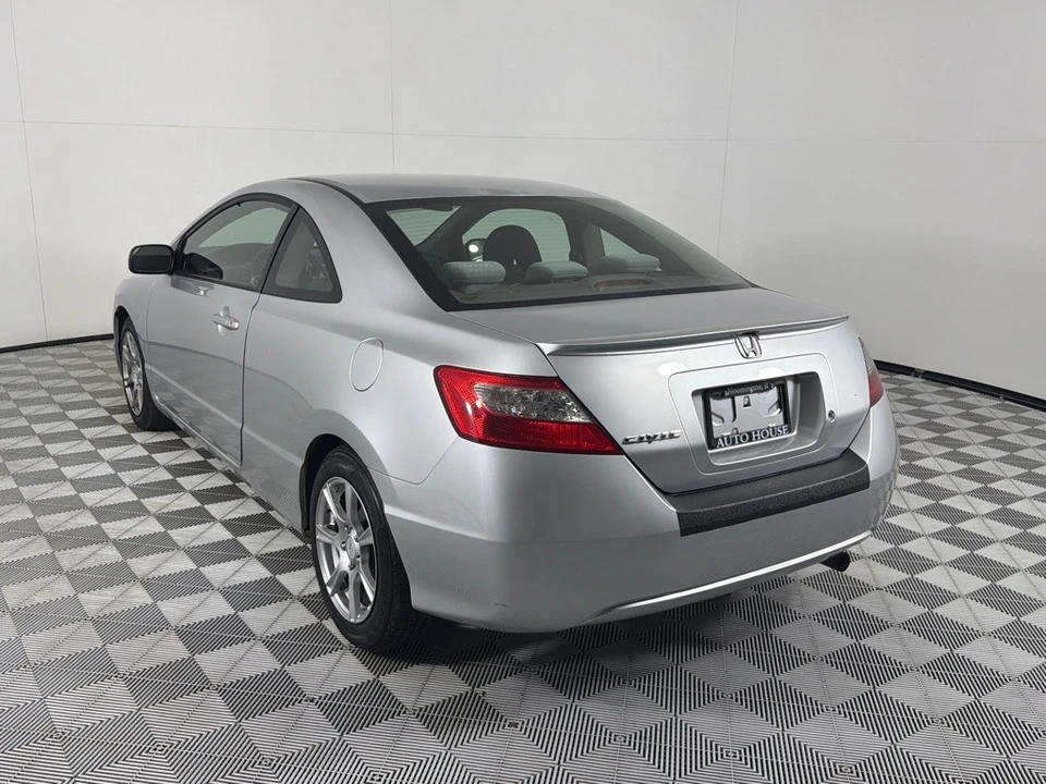 2010 Honda Civic 8th Gen - Image 7 of 23