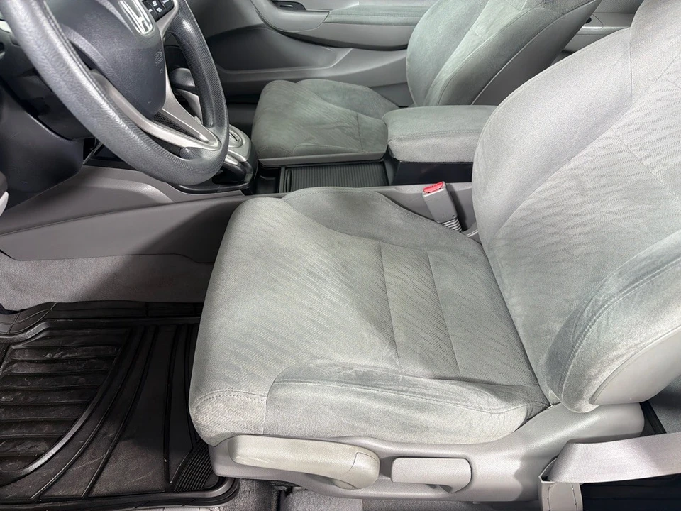 2010 Honda Civic 8th Gen - Image 12 of 23