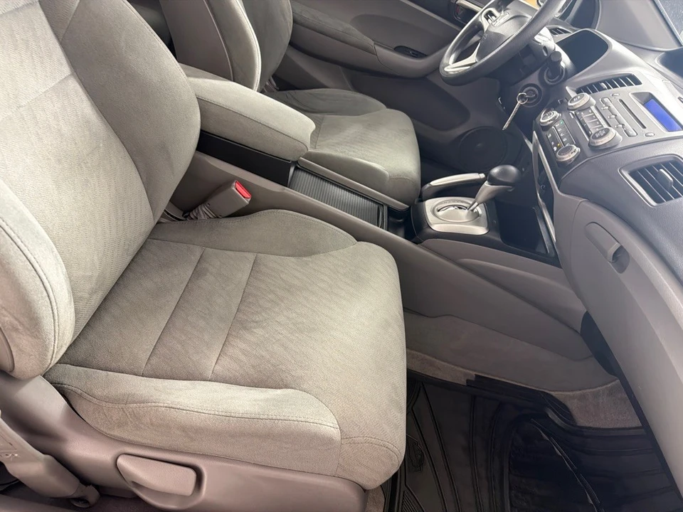 2010 Honda Civic 8th Gen - Image 20 of 23