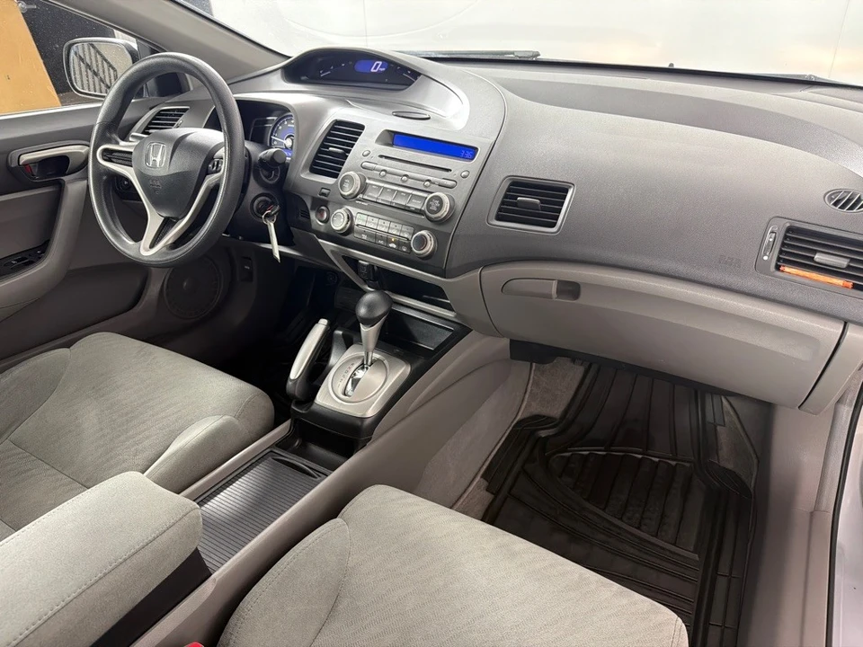2010 Honda Civic 8th Gen - Image 22 of 23