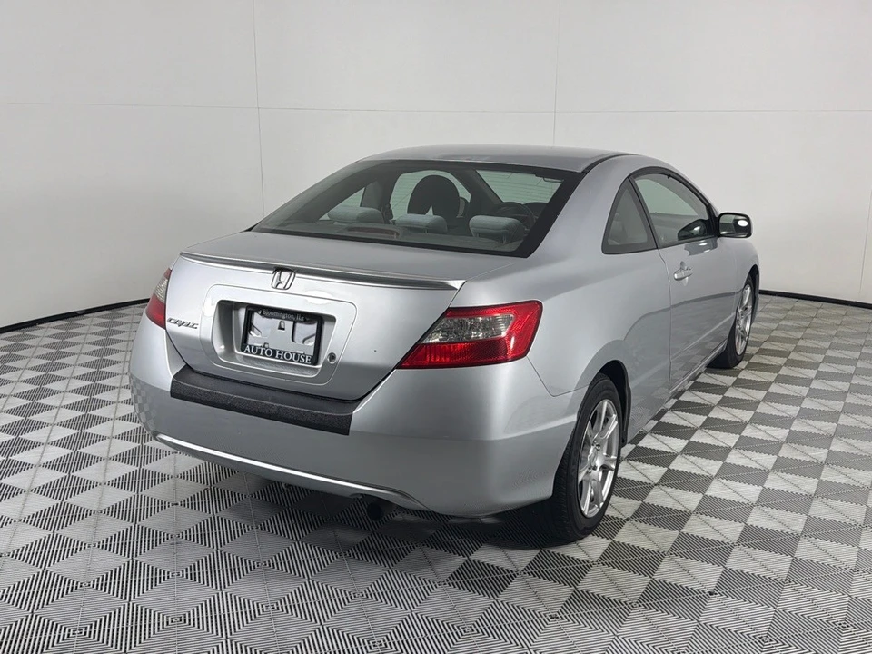 2010 Honda Civic 8th Gen - Image 5 of 23