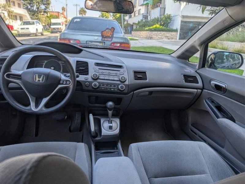 2010 Honda Civic 8th Gen - Image 12 of 12
