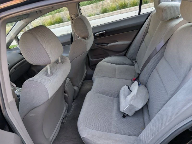 2010 Honda Civic 8th Gen - Image 10 of 12