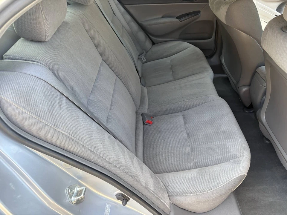 2010 Honda Civic 8th Gen - Image 16 of 19