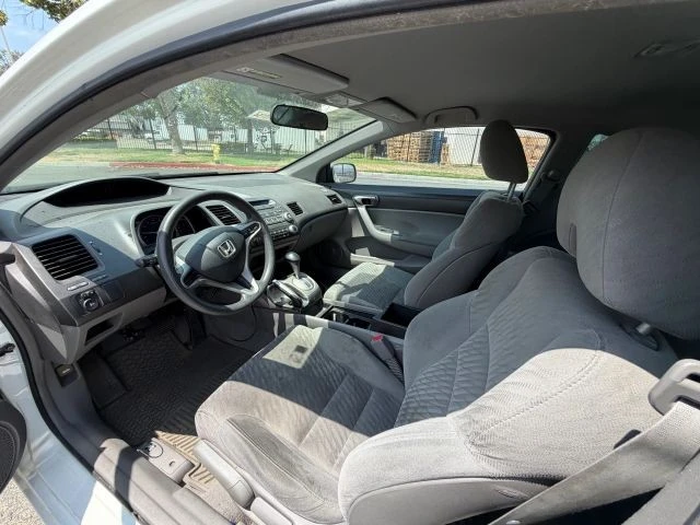 2010 Honda Civic 8th Gen - Image 9 of 15