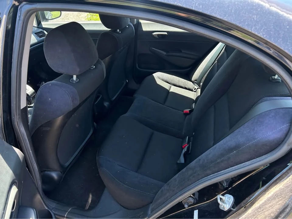 2010 Honda Civic 8th Gen - Image 5 of 13