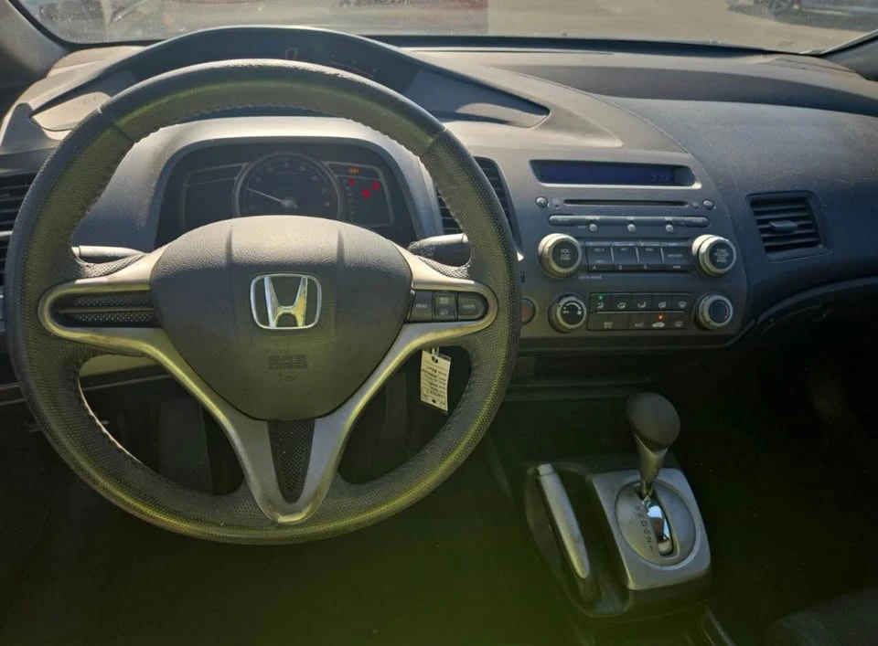 2010 Honda Civic 8th Gen - Image 11 of 13