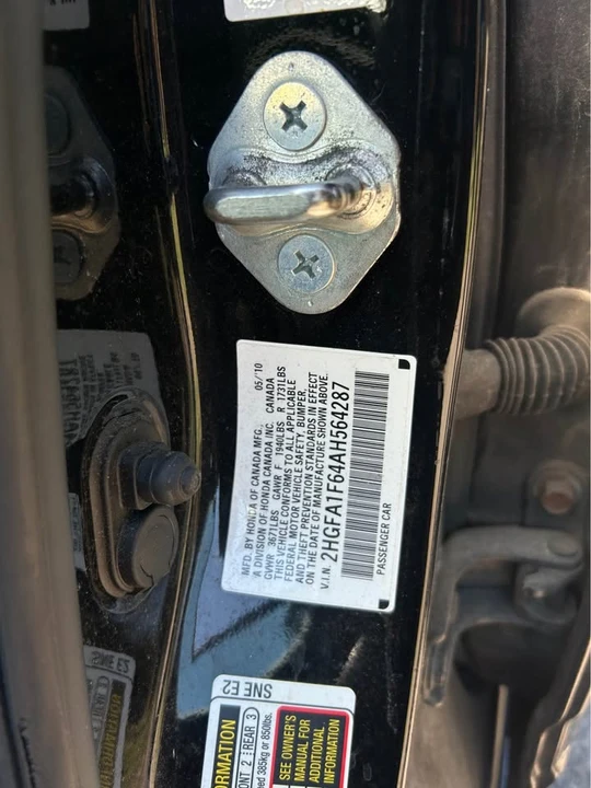 2010 Honda Civic 8th Gen - Image 8 of 13