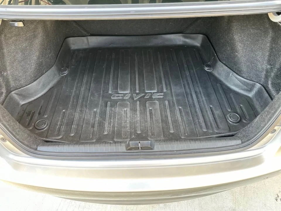 2010 Honda Civic 8th Gen - Image 10 of 10