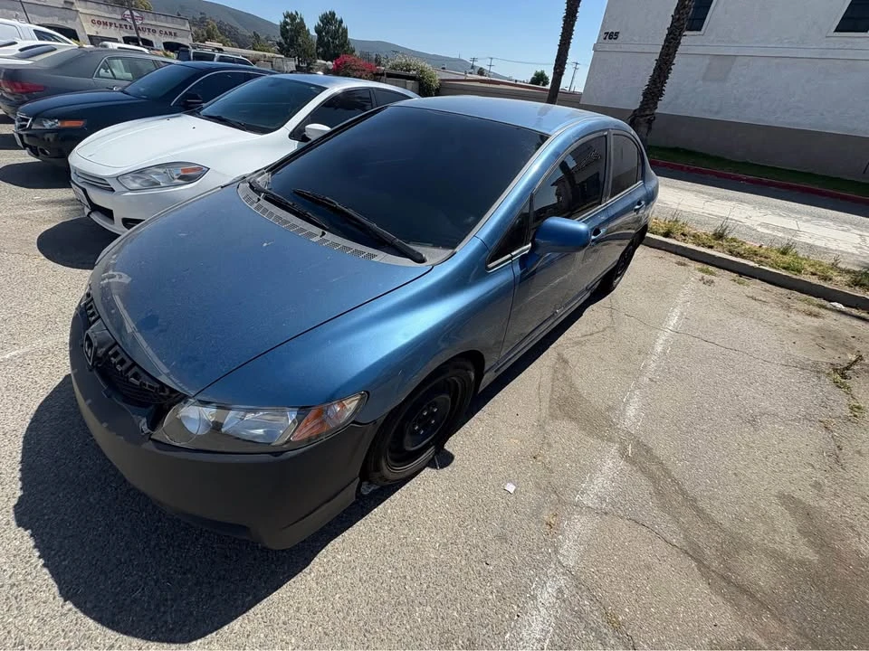 2010 Honda Civic 8th Gen - Image 3 of 6