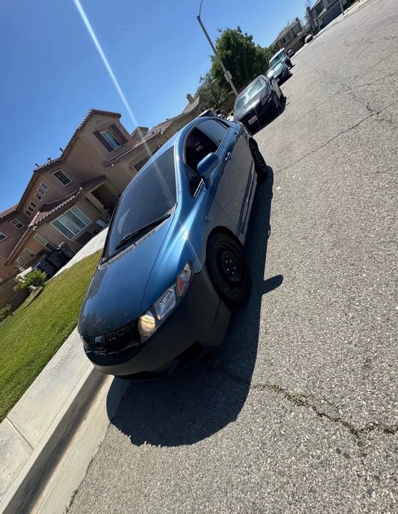 2010 Honda Civic 8th Gen - Image 6 of 6