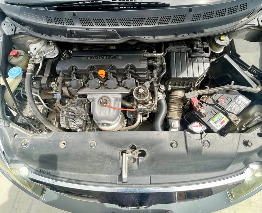 2010 Honda Civic 8th Gen - Image 13 of 20