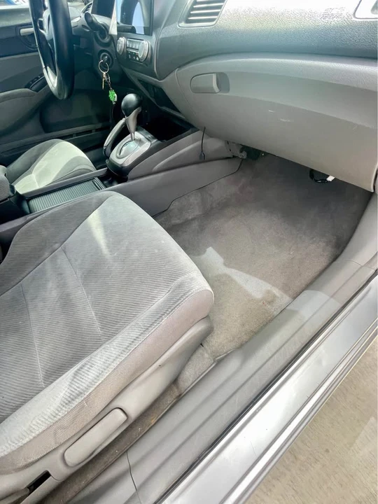 2010 Honda Civic 8th Gen - Image 16 of 20