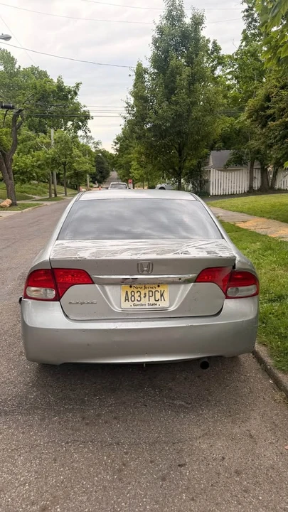 2010 Honda Civic 8th Gen - Image 10 of 21