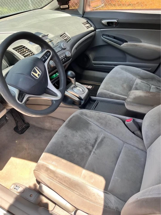 2010 Honda Civic 8th Gen - Image 5 of 7