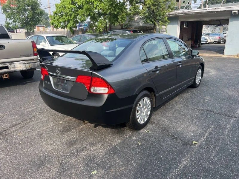 2010 Honda Civic 8th Gen - Image 7 of 12