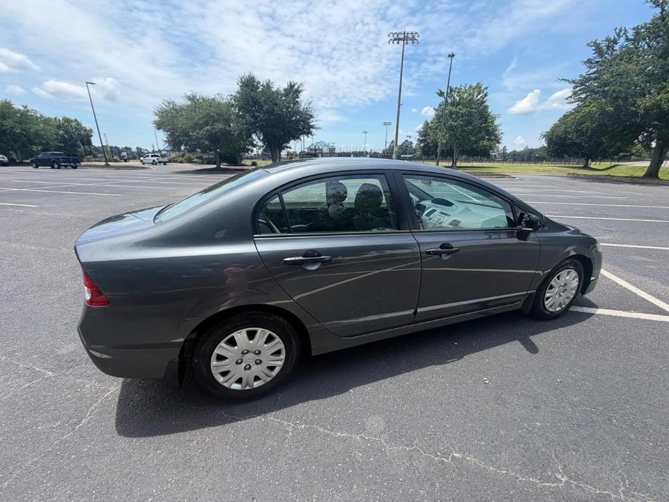 2010 Honda Civic 8th Gen - Image 18 of 20