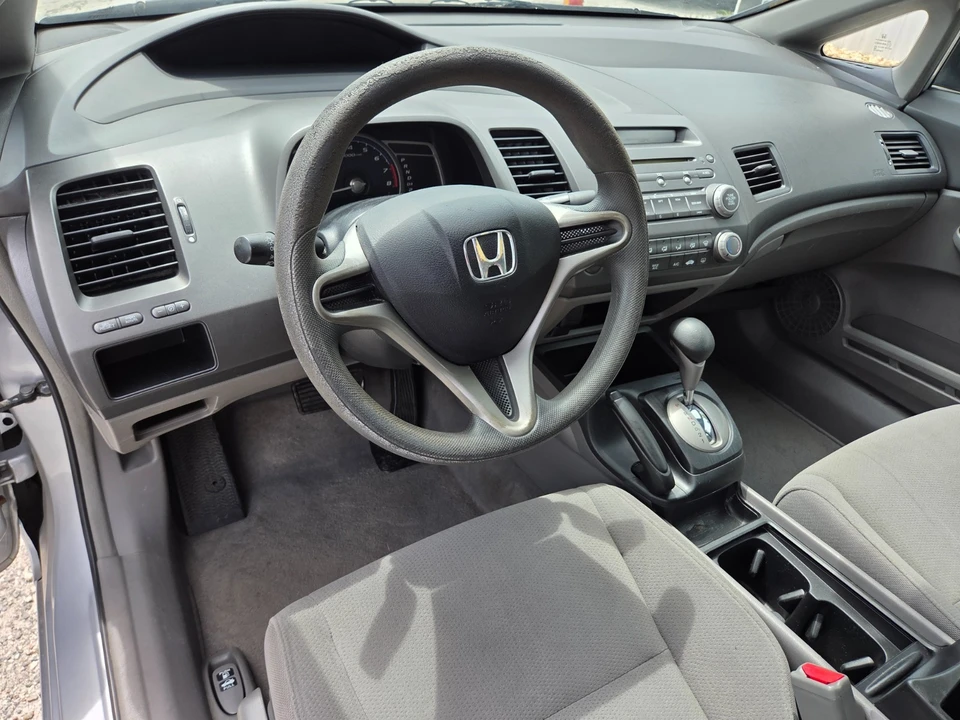 2010 Honda Civic 8th Gen - Image 12 of 21
