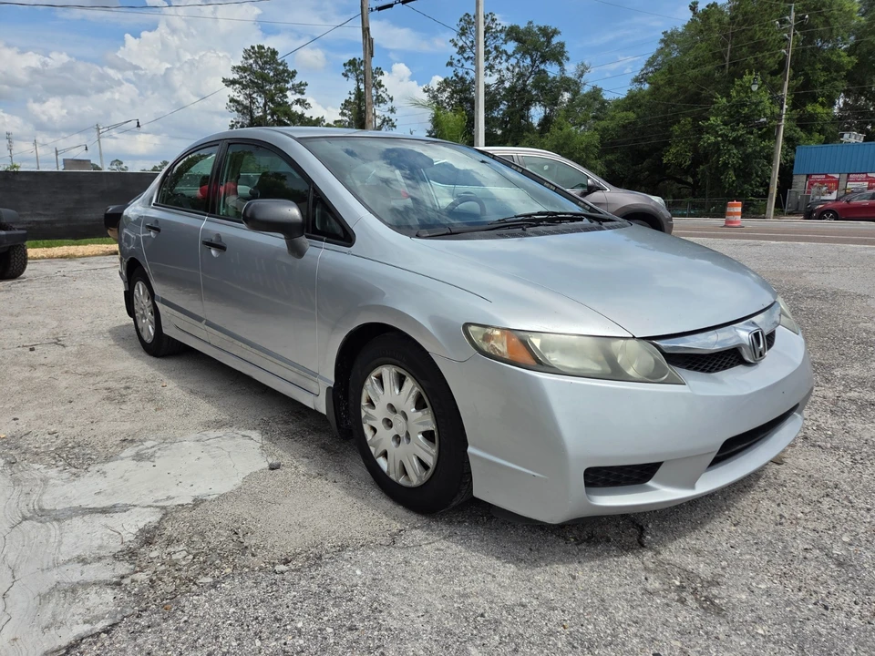 2010 Honda Civic 8th Gen - Image 3 of 21