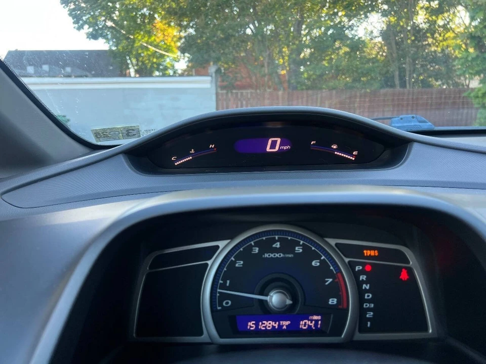 2010 Honda Civic 8th Gen - Image 18 of 21