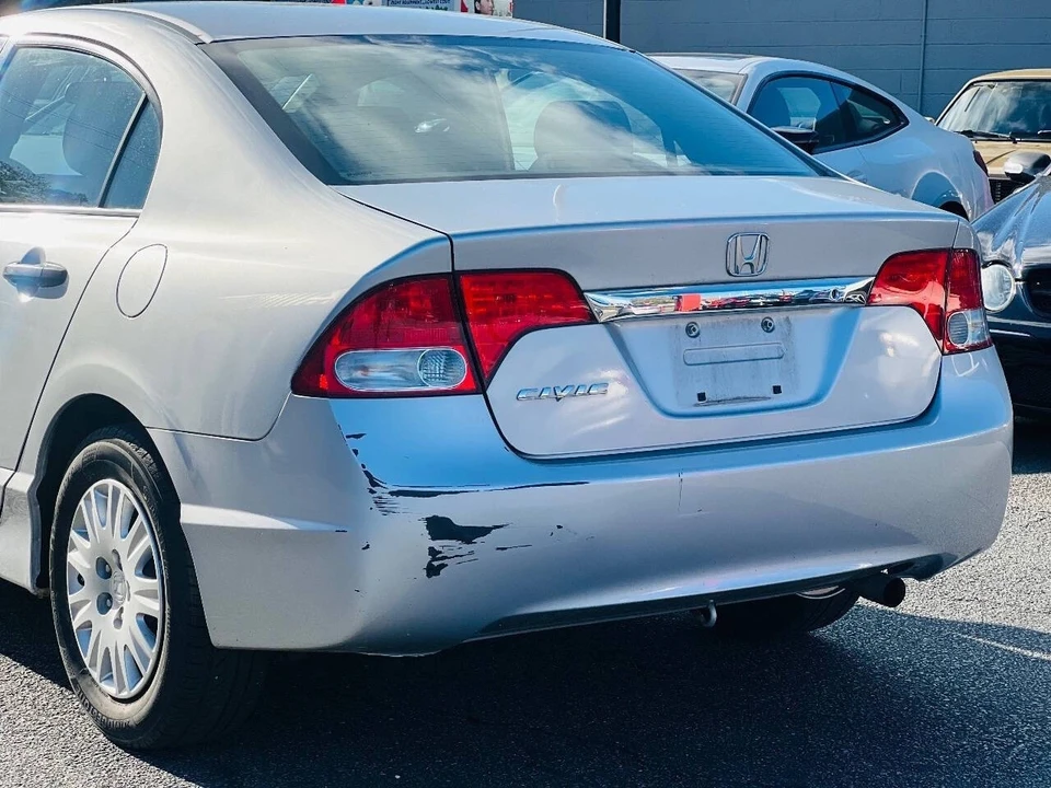 2010 Honda Civic 8th Gen - Image 5 of 21