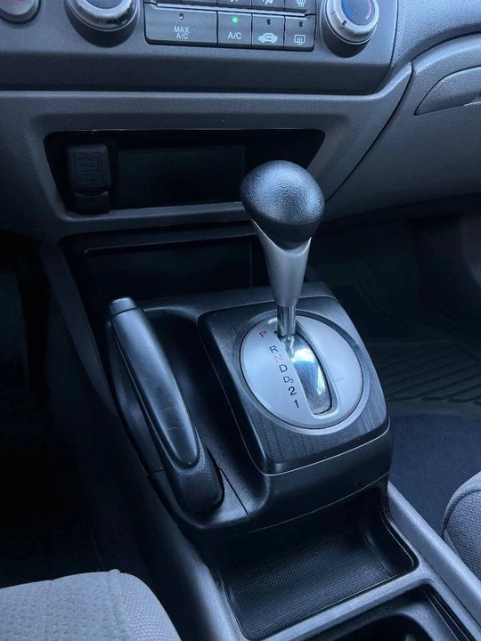 2010 Honda Civic 8th Gen - Image 20 of 21