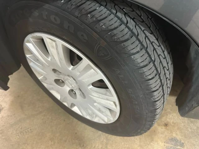 2010 Honda Civic 8th Gen - Image 13 of 13