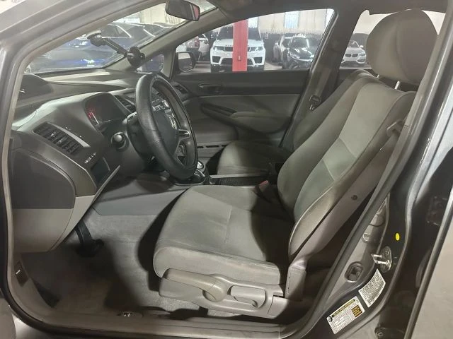 2010 Honda Civic 8th Gen - Image 8 of 13
