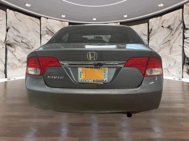 2010 Honda Civic 8th Gen - Image 4 of 13