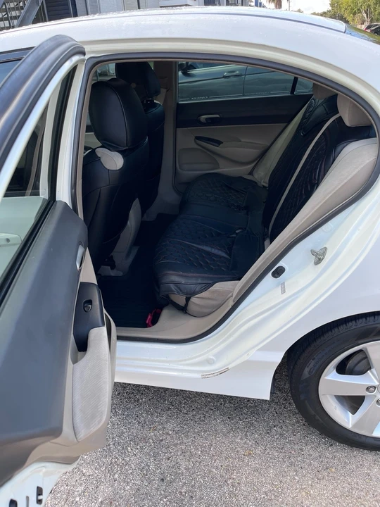 2010 Honda Civic 8th Gen - Image 11 of 11