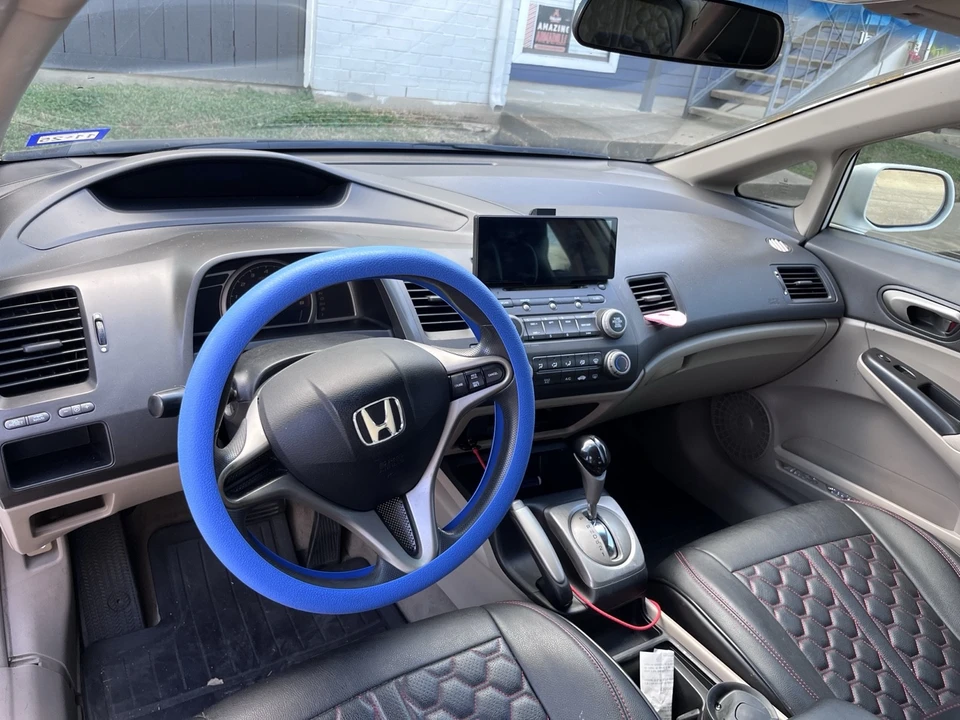 2010 Honda Civic 8th Gen - Image 7 of 11