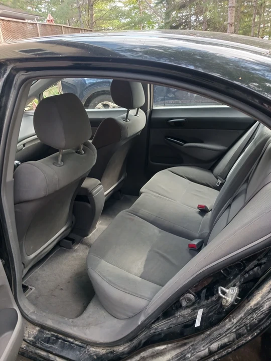 2010 Honda Civic 8th Gen - Image 5 of 7
