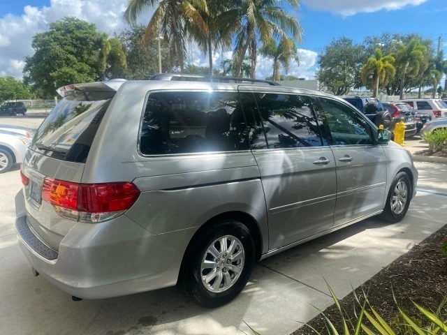 2010 Honda Odyssey - Image 8 of 21