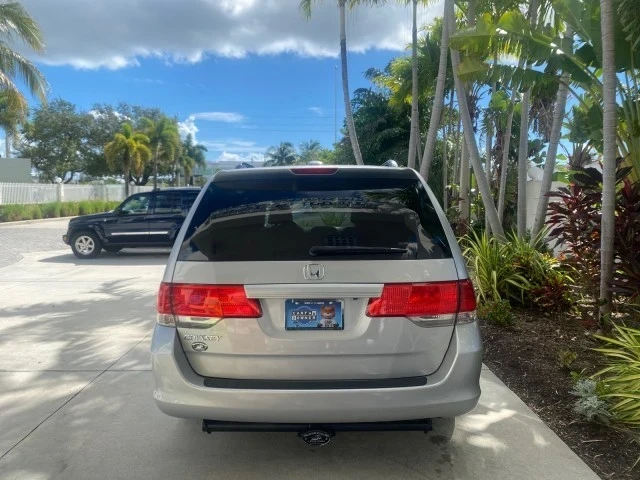 2010 Honda Odyssey - Image 6 of 21