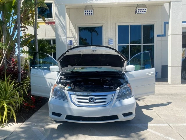 2010 Honda Odyssey - Image 16 of 21