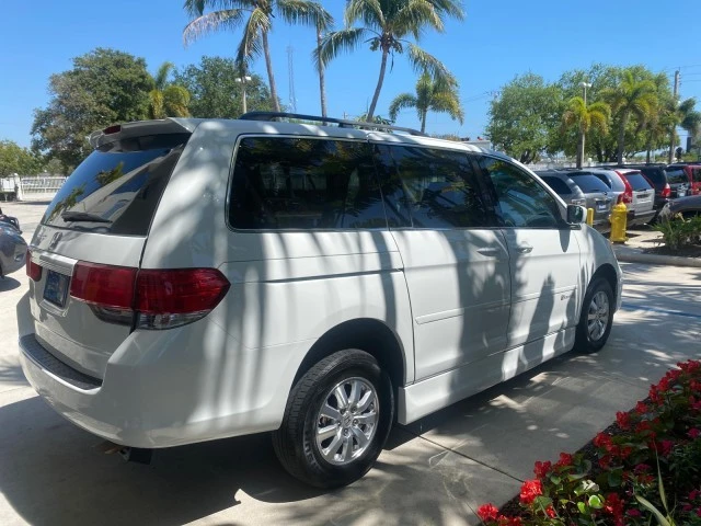 2010 Honda Odyssey - Image 8 of 21