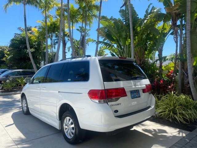 2010 Honda Odyssey - Image 6 of 21