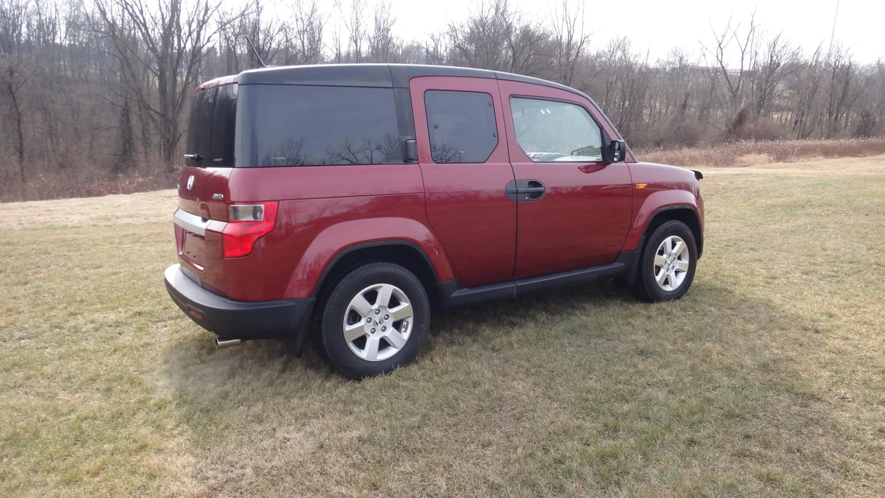 2010 Honda Element - Image 15 of 31