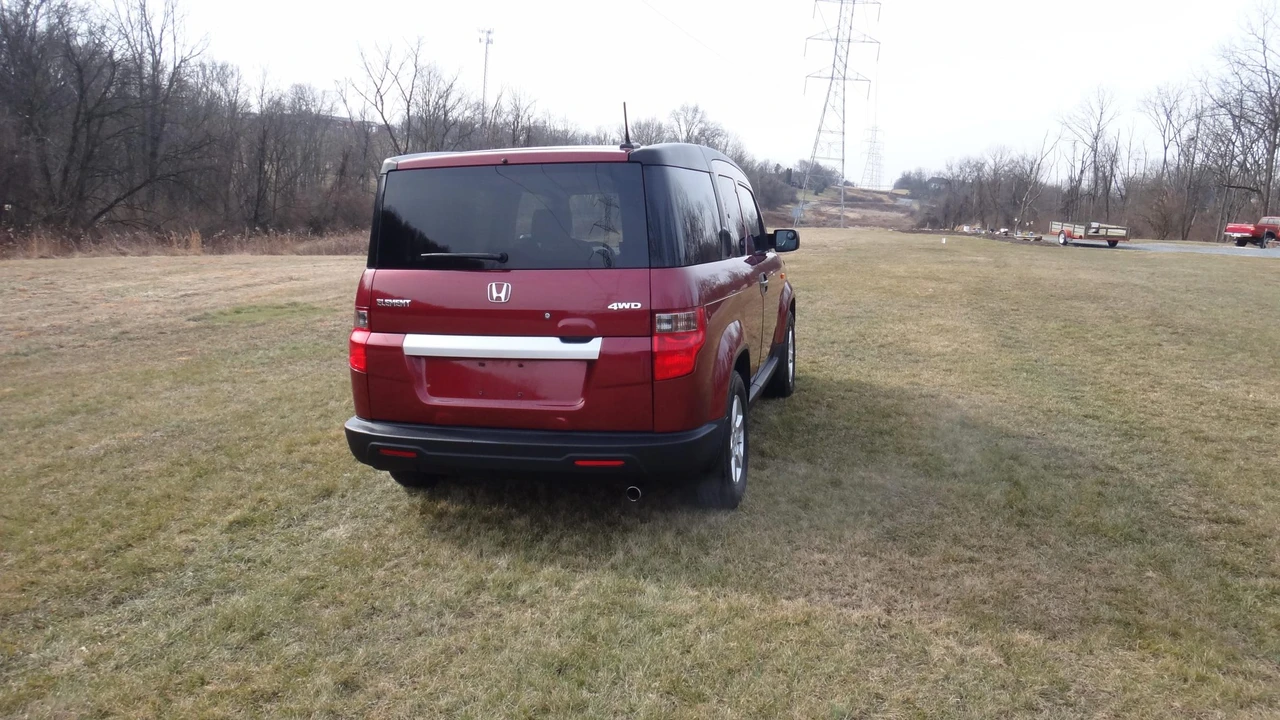 2010 Honda Element - Image 12 of 31
