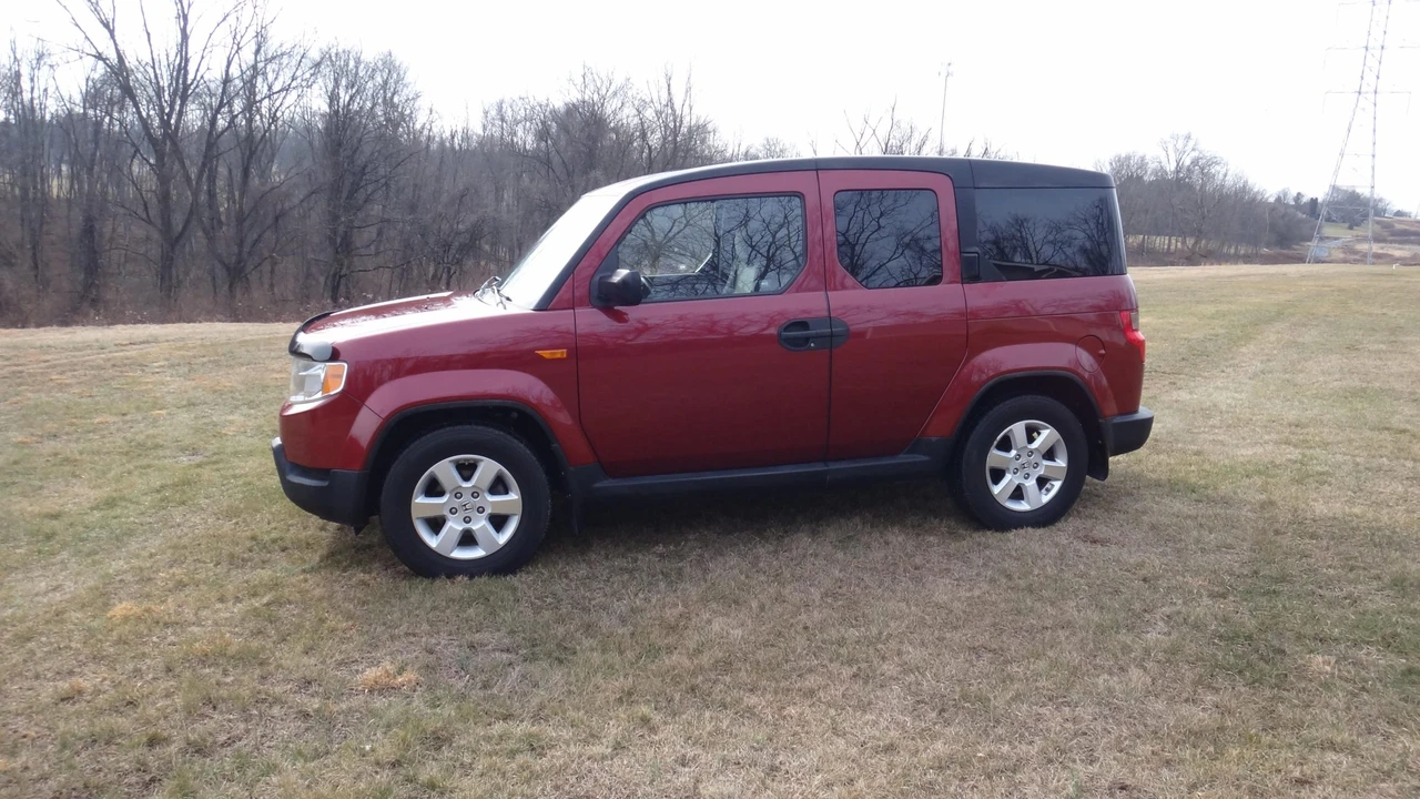 2010 Honda Element - Image 6 of 31