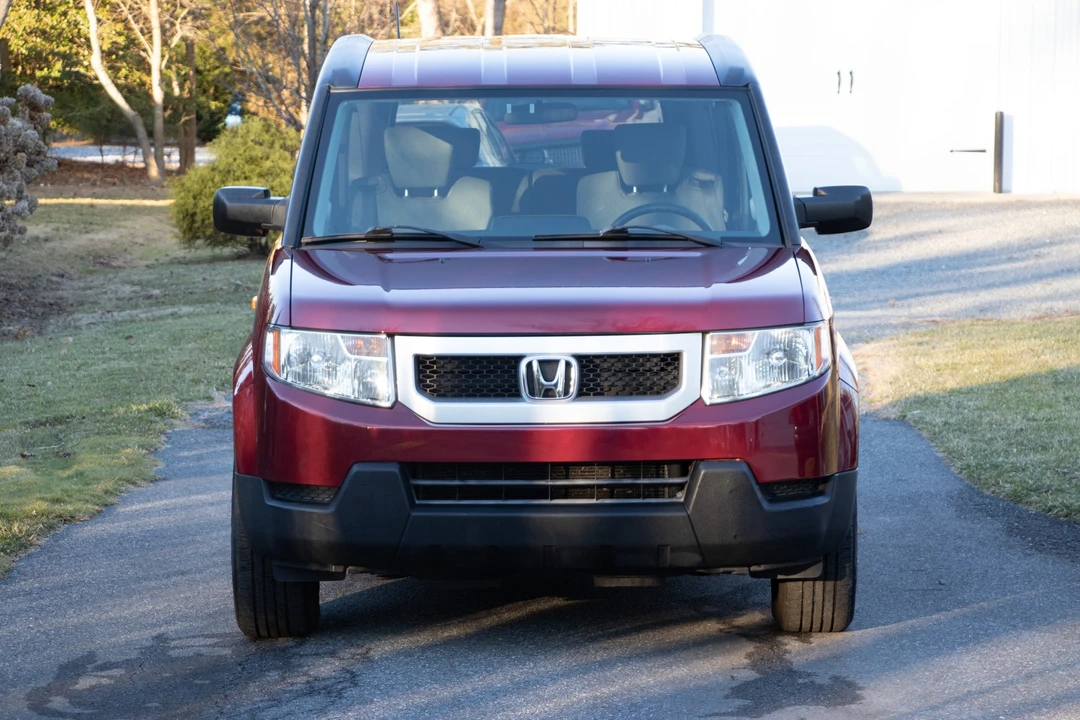 2010 Honda Element - Image 4 of 31