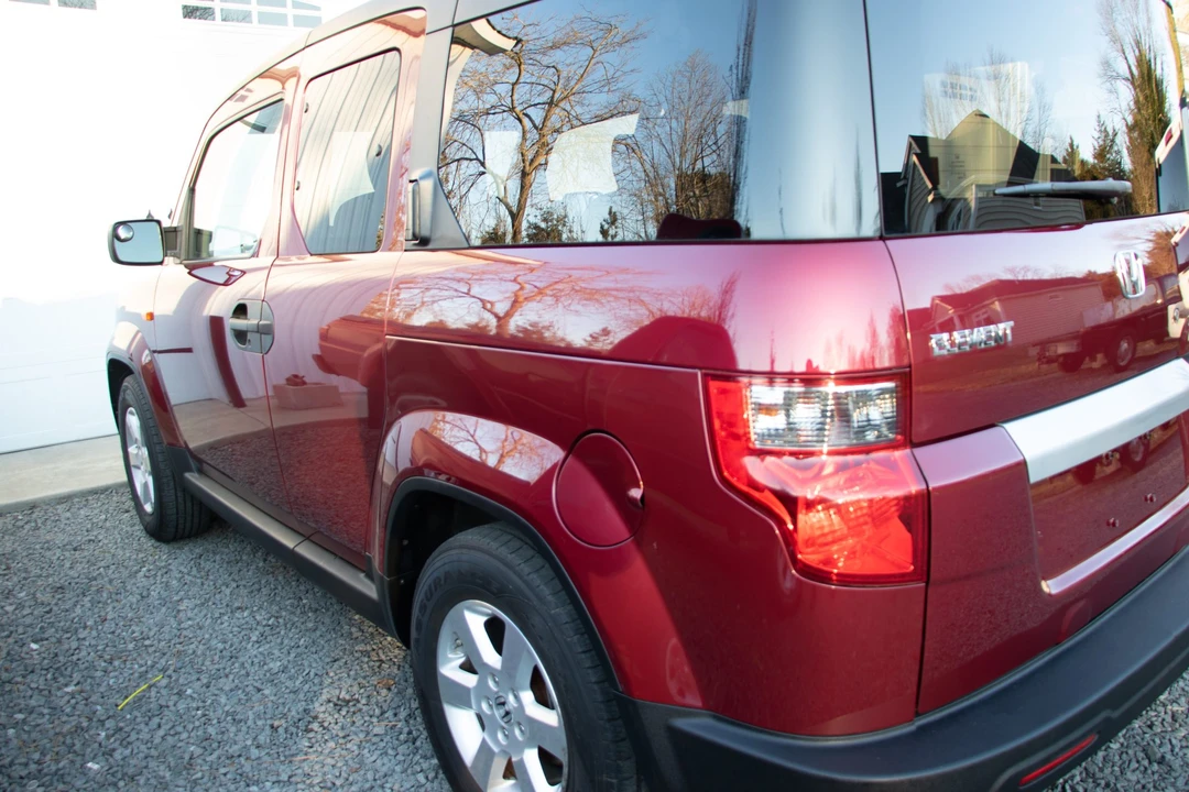2010 Honda Element - Image 28 of 31