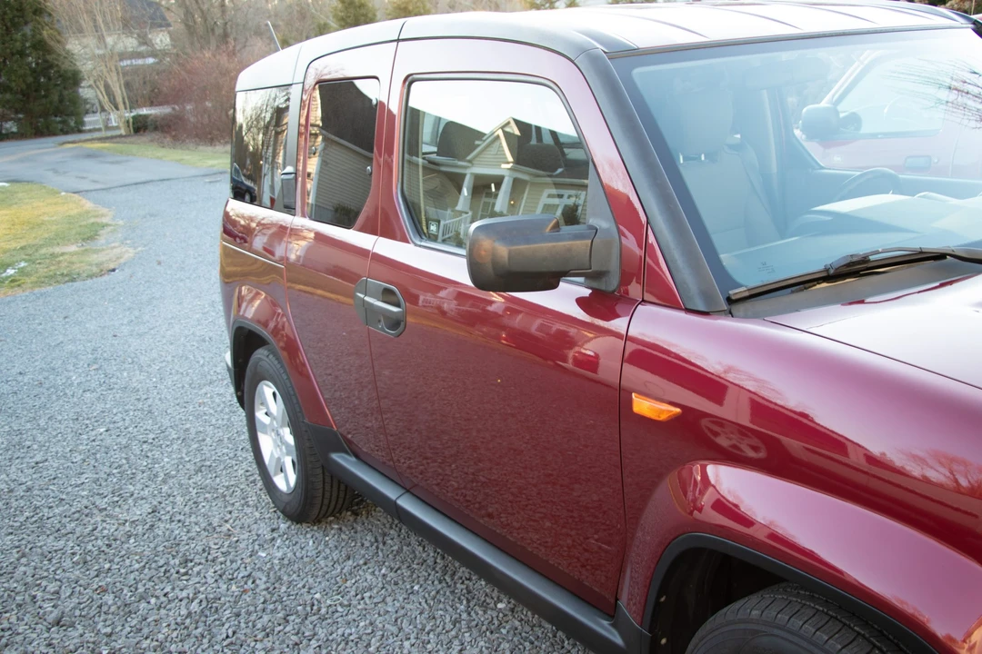 2010 Honda Element - Image 23 of 31