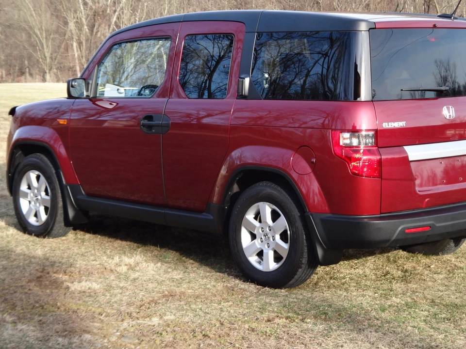 2010 Honda Element - Image 29 of 31
