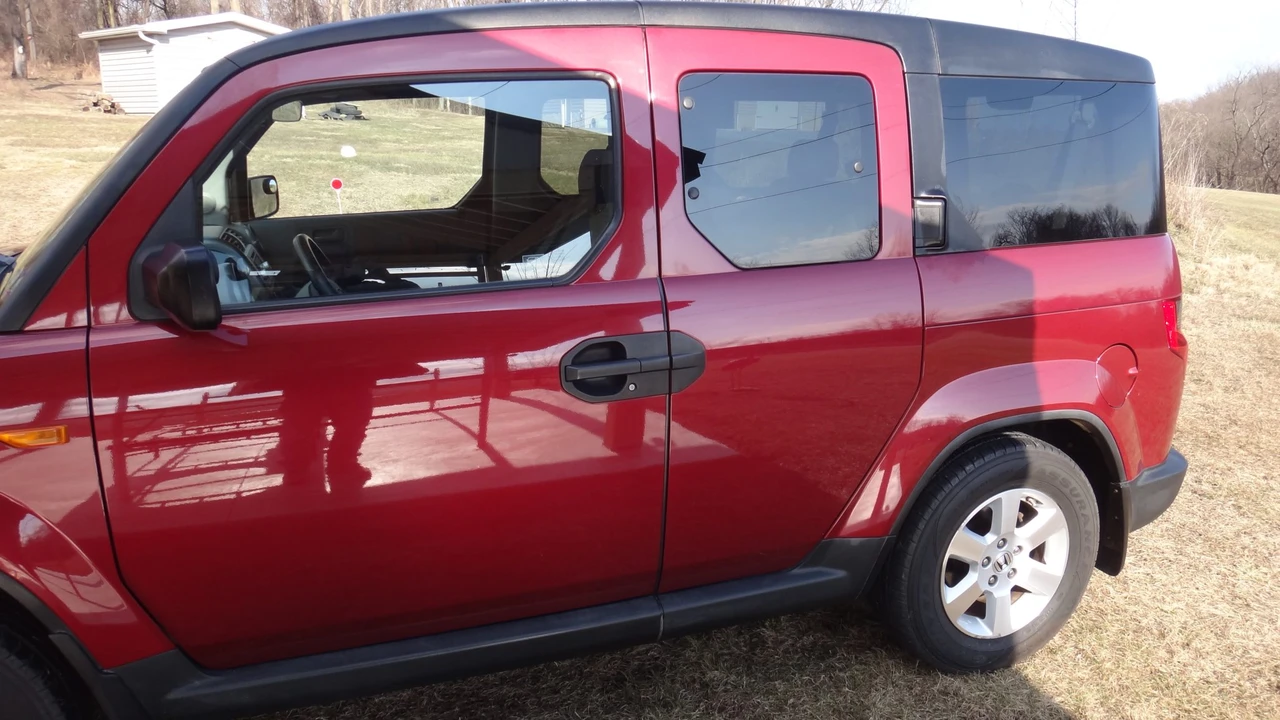 2010 Honda Element - Image 26 of 31