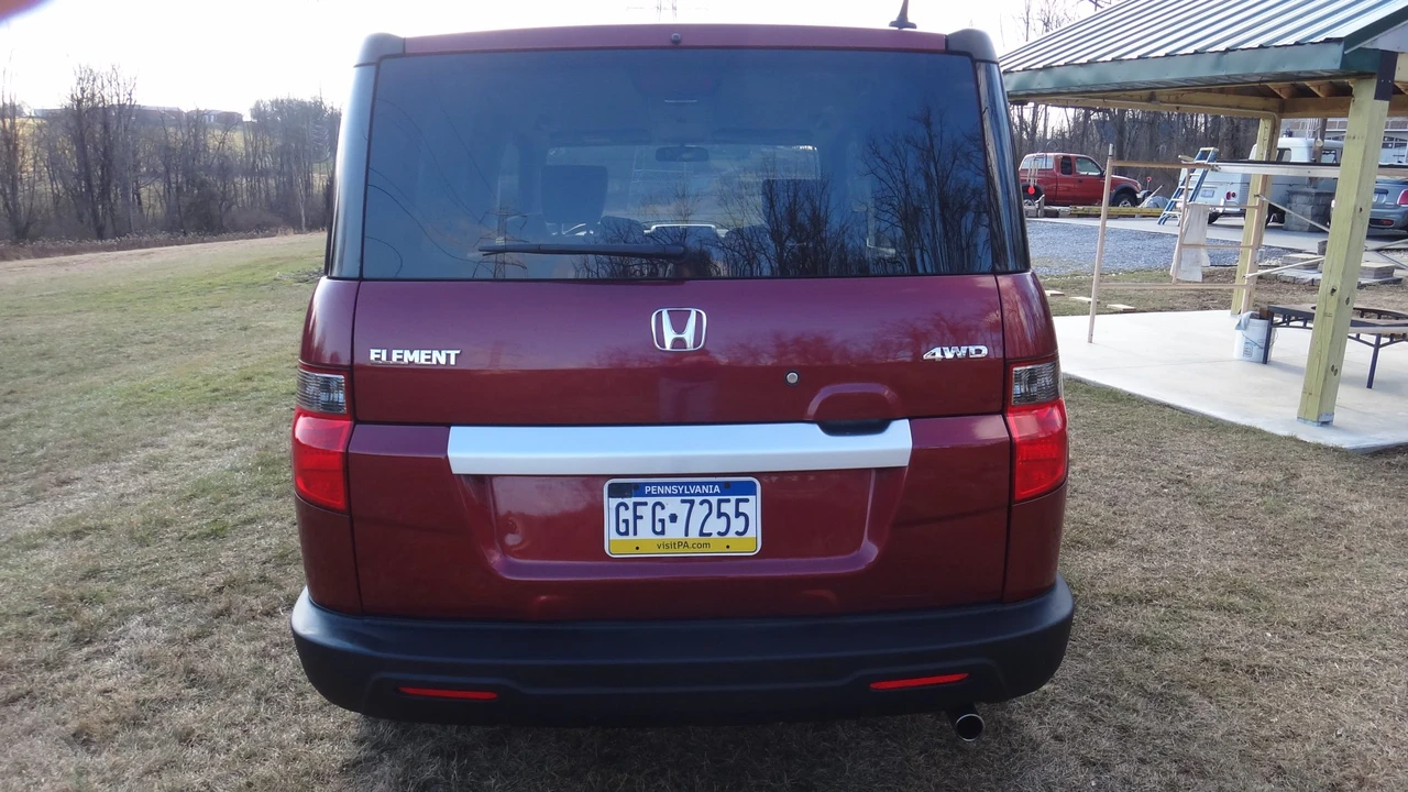 2010 Honda Element - Image 11 of 31