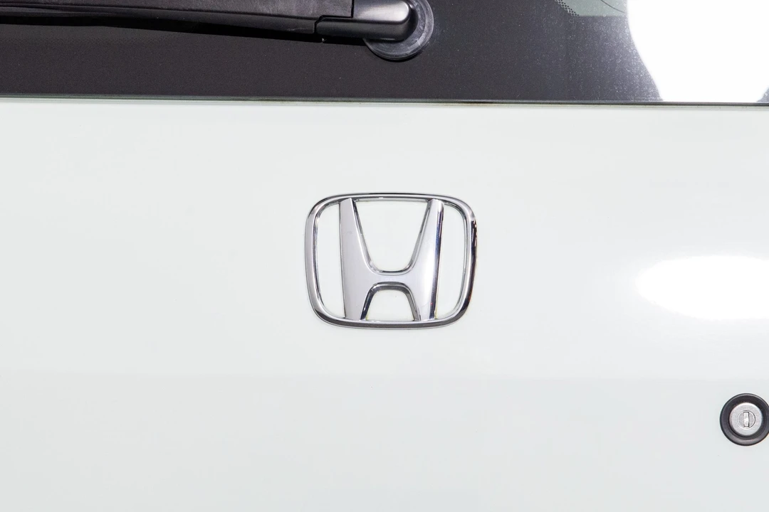 2010 Honda Element - Image 24 of 31