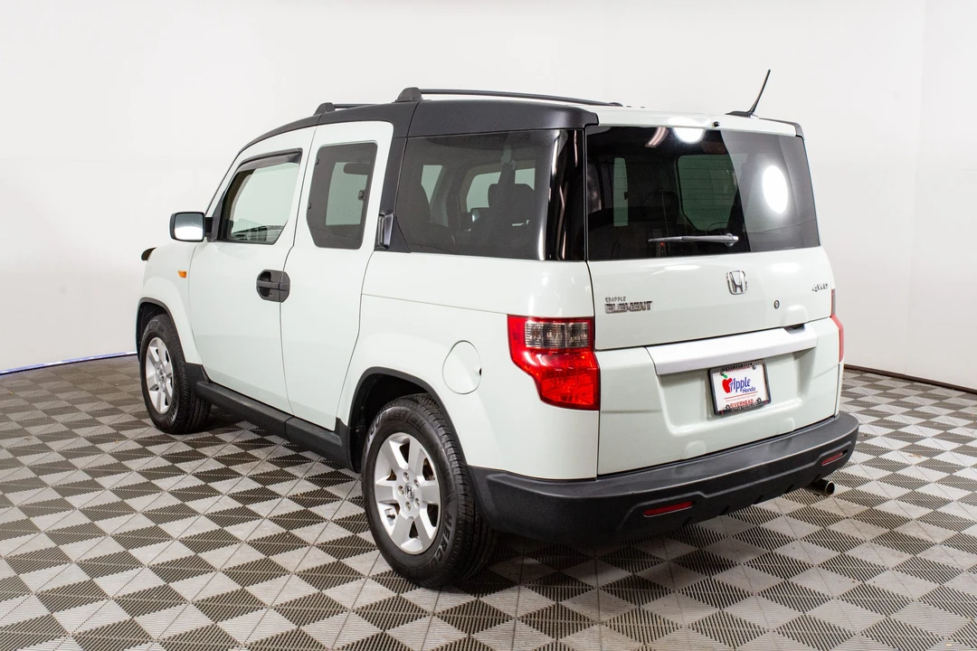 2010 Honda Element - Image 3 of 31
