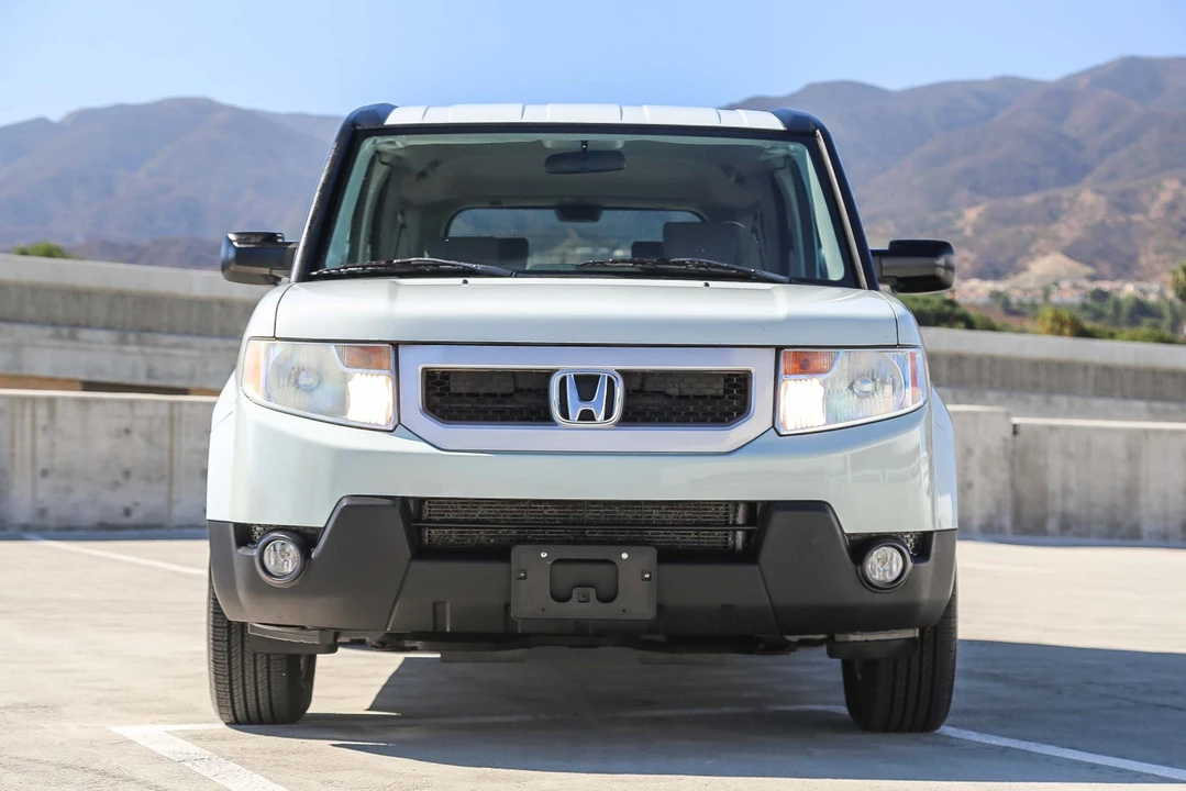 2010 Honda Element - Image 4 of 31